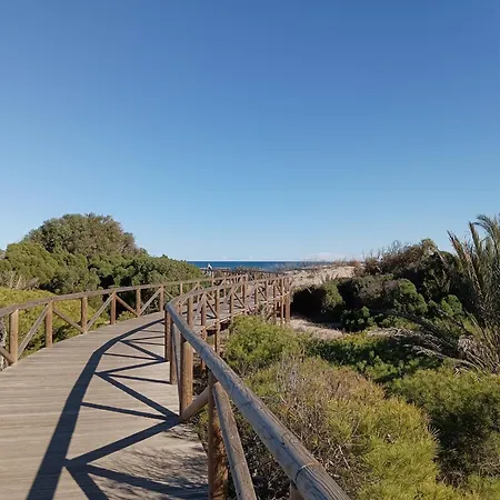 Bonito 150 M De La Playa